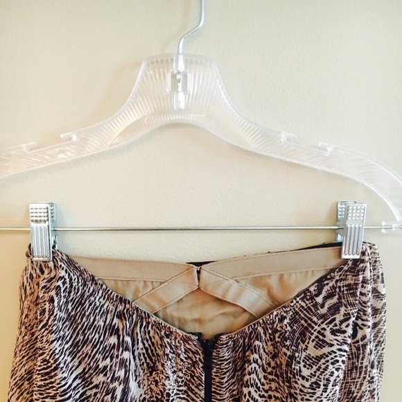 Alice + Olivia Silk Leopard Print Column Gown - Picture 6 of 7